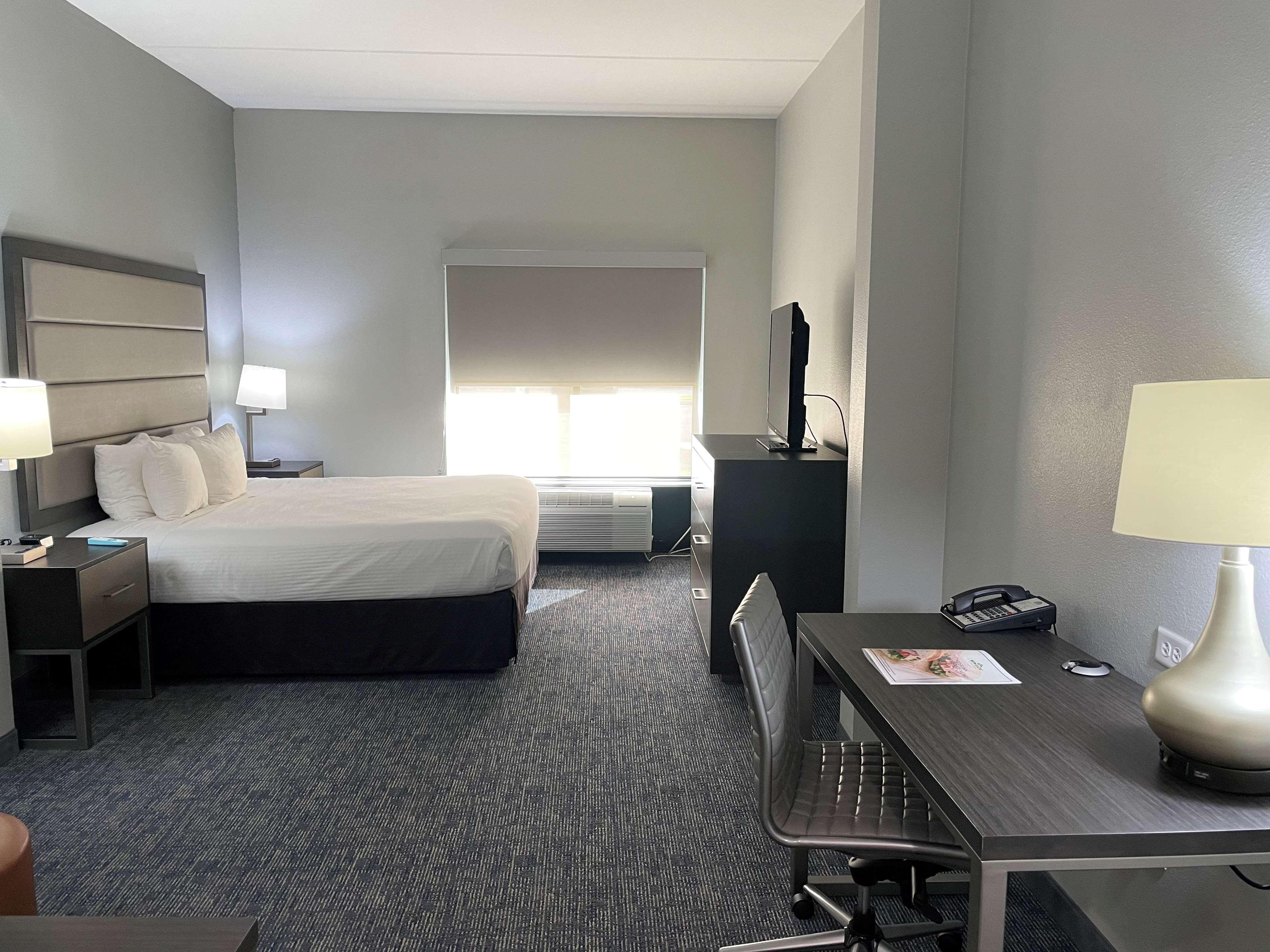 Best Western Plus Mcallen Airport Hotel Ngoại thất bức ảnh